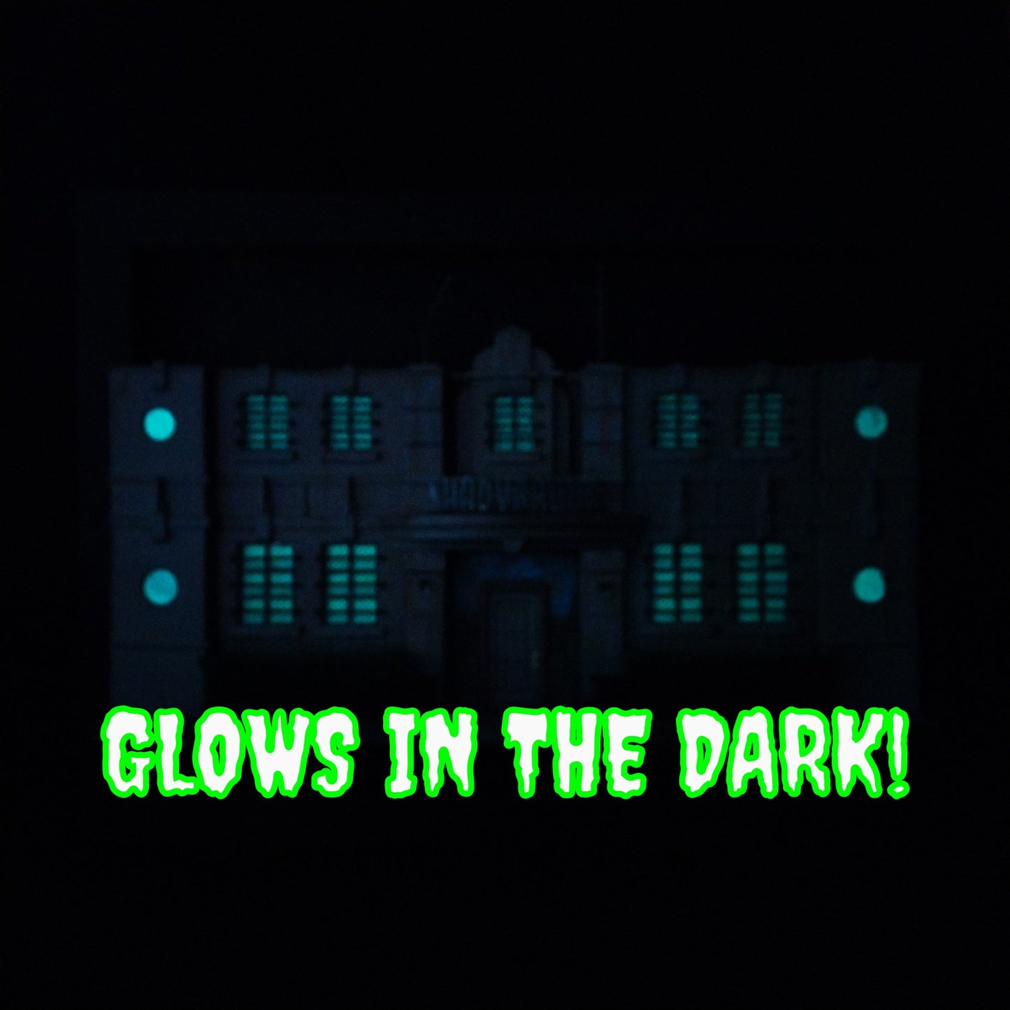 Shadybrook Asylum- “PSYCHO     SCAREAPY” Horror Nights Tribute Miniature