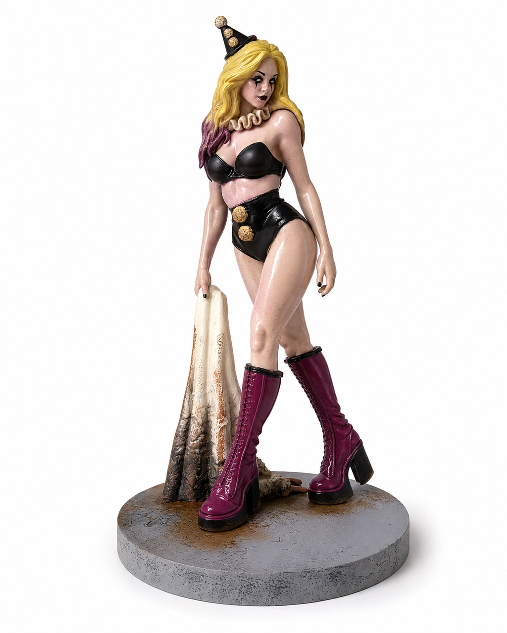 Big Top Vixens-Collectible Statue 001
